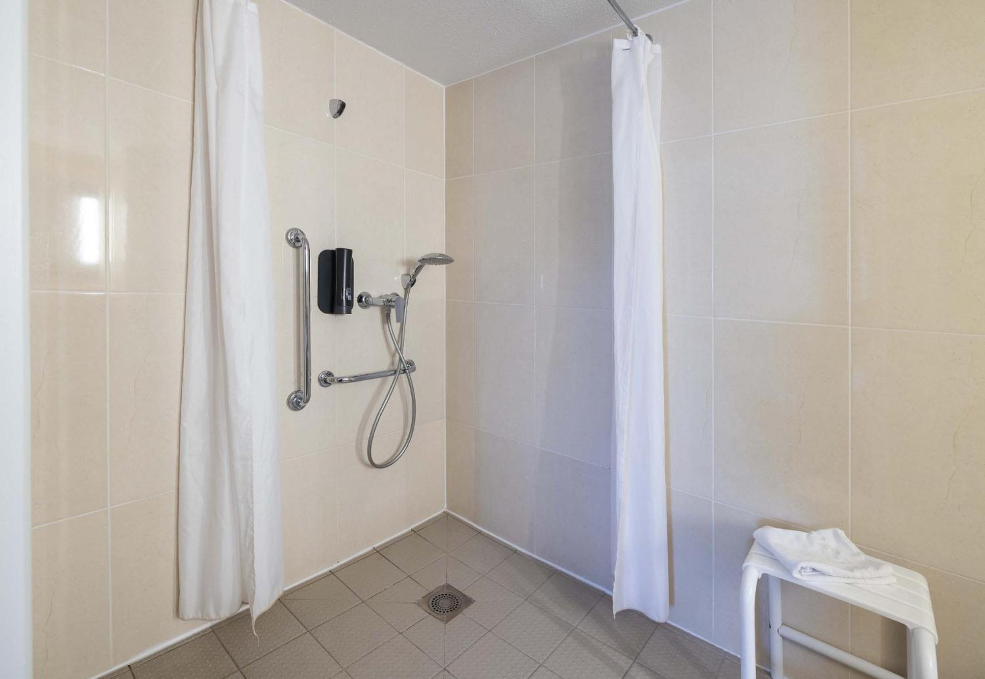 B&B Hotel Perpignan Sud Porte D'Espagne Buitenkant foto
